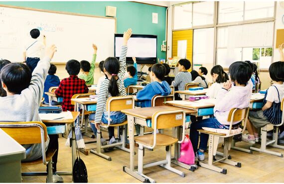 お子様の健康をミクロの視点で守っていきます | 神戸で施設や学校の除菌をお探しなら株式会社Lavoへ